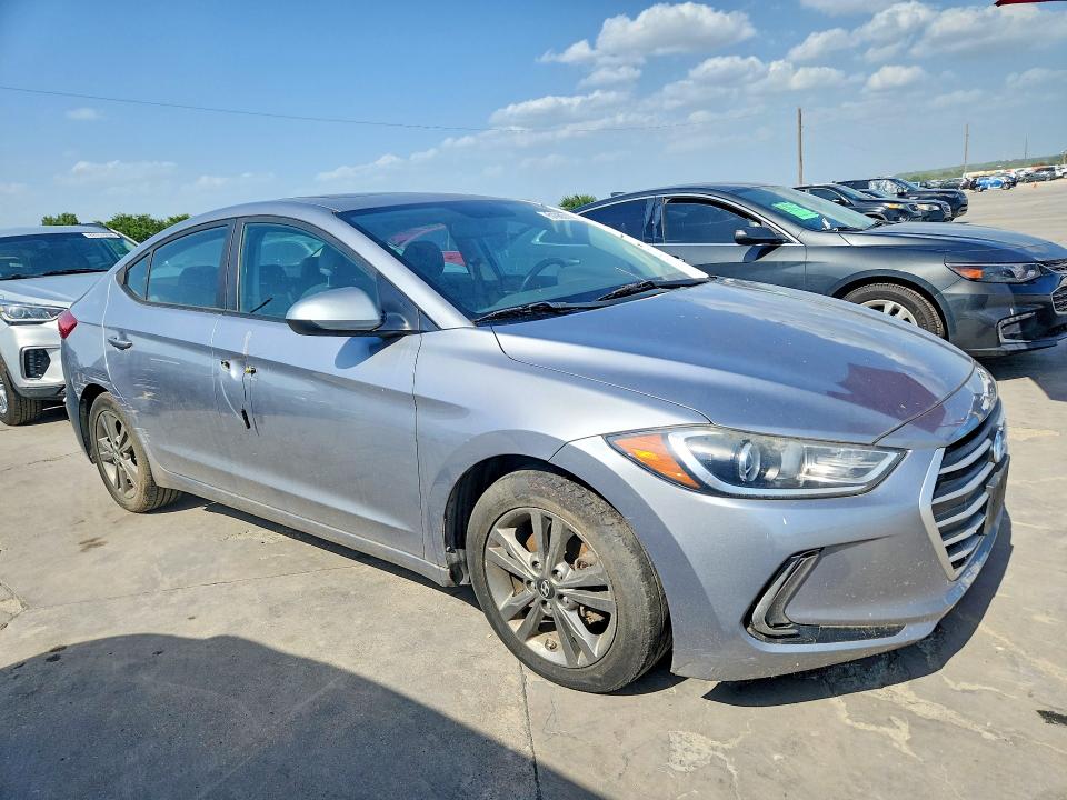 2017 Hyundai Elantra მანქანა იყიდება აუქციონზე, vin: 5NPD84LF7HH183736, აუქციონის ნომერი: 61980116