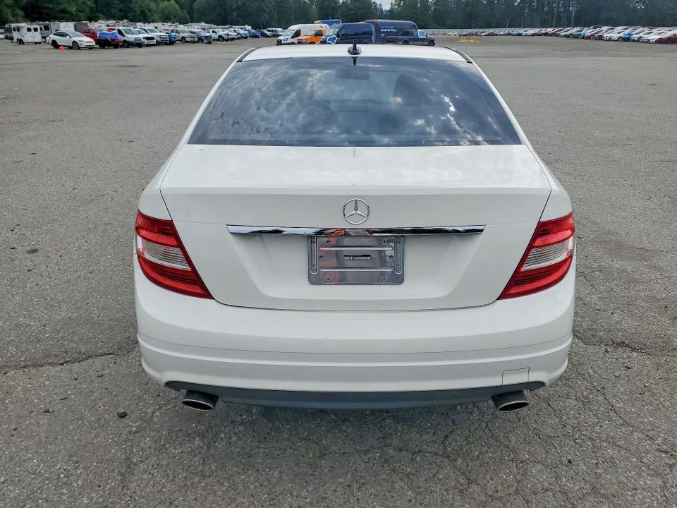 2010 Mercedes-benz C მანქანა იყიდება აუქციონზე, vin: WDDGF8BB8AF420491, აუქციონის ნომერი: 62093176