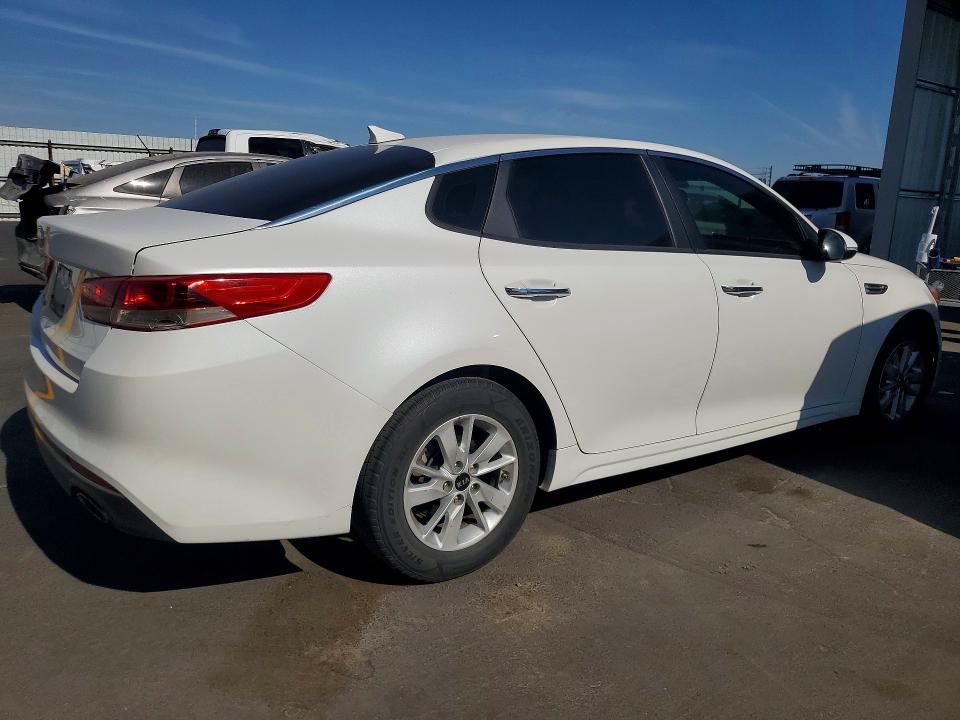Продаж на аукціоні авто 2016 Kia Optima, vin: KNAGT4L3XG5083577, номер лоту: 62603996
