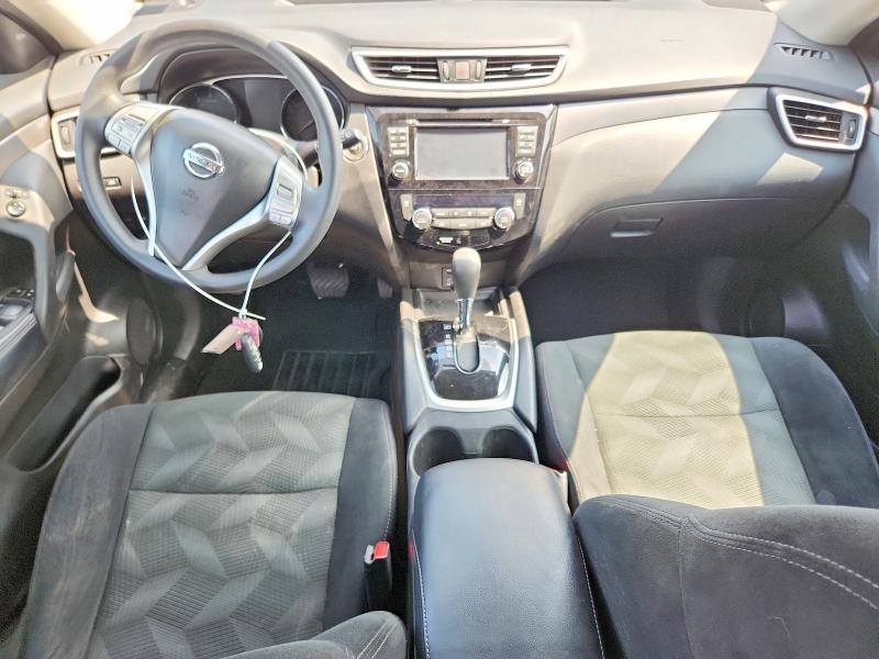2015 Nissan Rogue მანქანა იყიდება აუქციონზე, vin: 5N1AT2MV6FC896627, აუქციონის ნომერი: 60021486