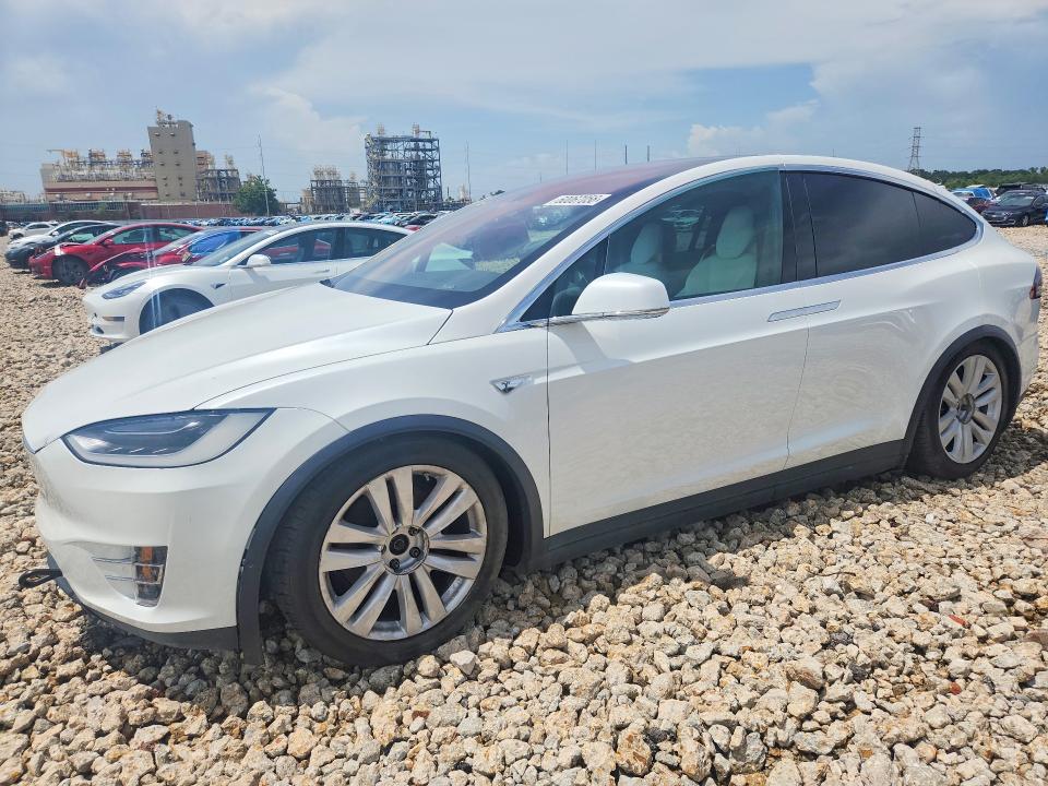 Продаж на аукціоні авто 2016 Tesla Model X, vin: 5YJXCBE24GF012790, номер лоту: 60067056