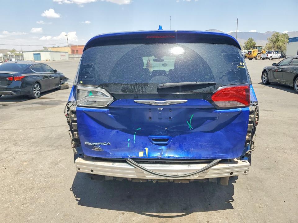 Auction sale of the 2019 Chrysler Pacifica, vin: 2C4RC1FG5KR629710, lot number: 59909526