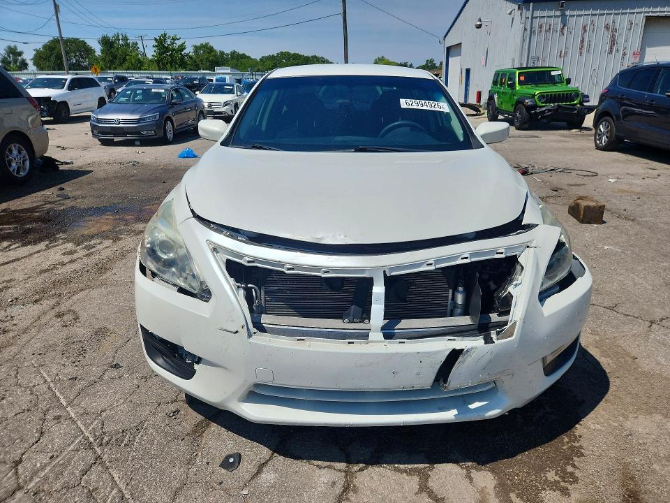 2014 Nissan Altima მანქანა იყიდება აუქციონზე, vin: 1N4AL3AP0EN357431, აუქციონის ნომერი: 62994926