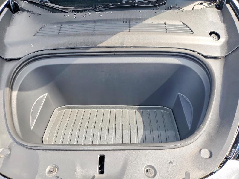 62708386 :رقم المزاد ، 7SAYGDED5SF231825 vin ، 2025 Tesla Model Y مزاد بيع