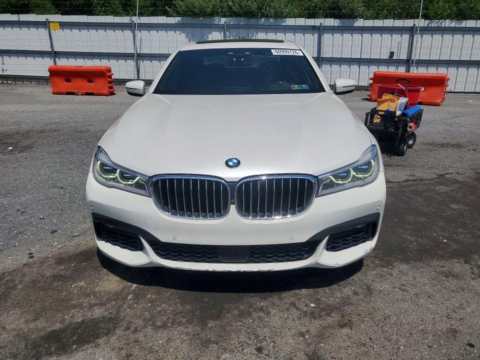 60999126 :رقم المزاد ، WBA7F2C57GG419395 vin ، 2016 Bmw 750 مزاد بيع