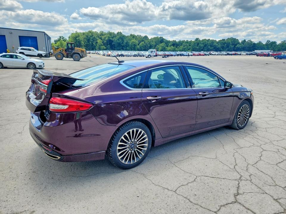 61935206 :رقم المزاد ، 3FA6P0T98HR394607 vin ، 2017 Ford Fusion مزاد بيع
