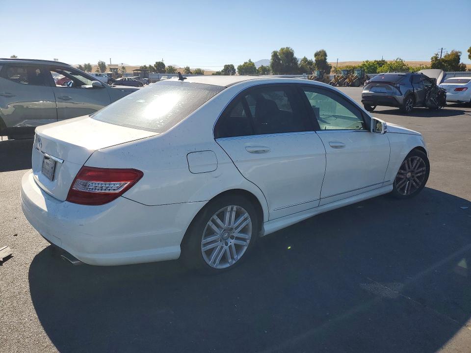 2010 Mercedes-benz C მანქანა იყიდება აუქციონზე, vin: WDDGF5EB2AR087262, აუქციონის ნომერი: 63241016