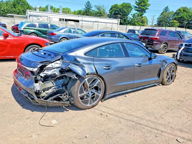 2024 Audi Rs E-tron Gt მანქანა იყიდება აუქციონზე, vin: WAUBHBFW1R7901789, აუქციონის ნომერი: 62043806