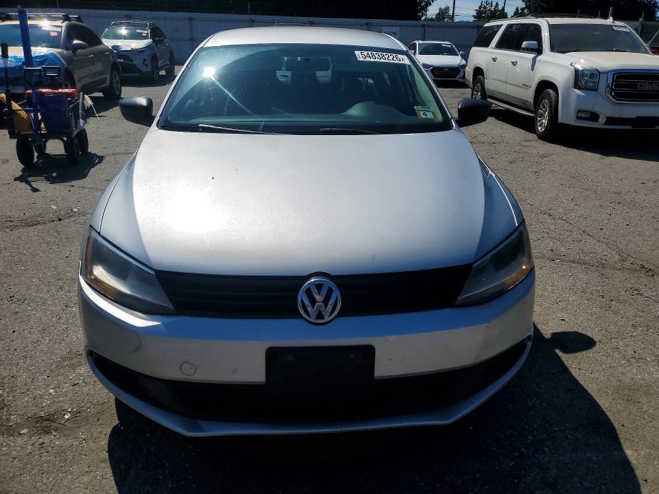 54838226 :رقم المزاد ، 3VW1K7AJXEM321592 vin ، 2014 Volkswagen Jetta مزاد بيع