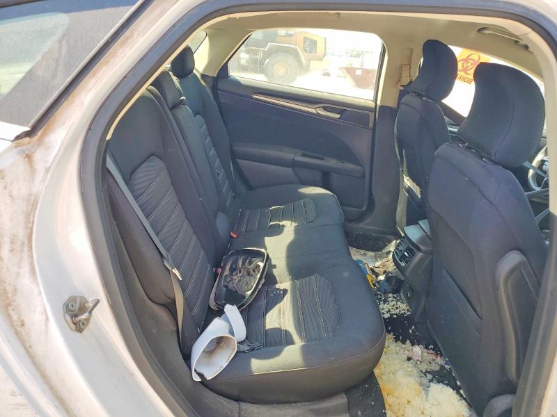 60790576 :رقم المزاد ، 3FA6P0H72GR246202 vin ، 2016 Ford Fusion مزاد بيع