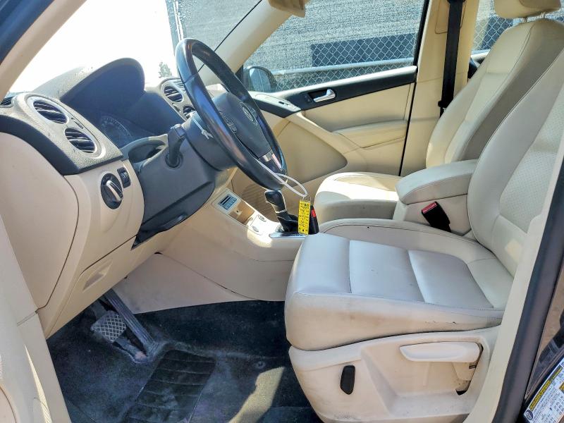 Продаж на аукціоні авто 2017 Volkswagen Tiguan, vin: WVGAV7AX7HK006674, номер лоту: 60682576