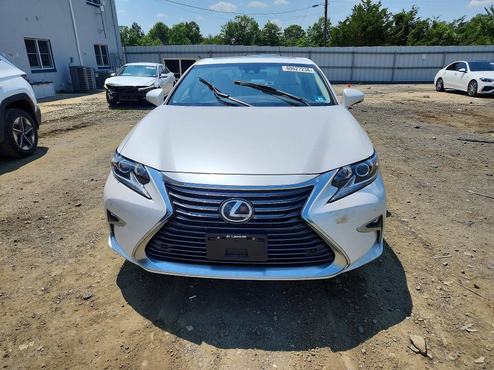 Продажа на аукционе авто 2018 Lexus Es, vin: 58ABK1GG1JU115460, номер лота: 60627236