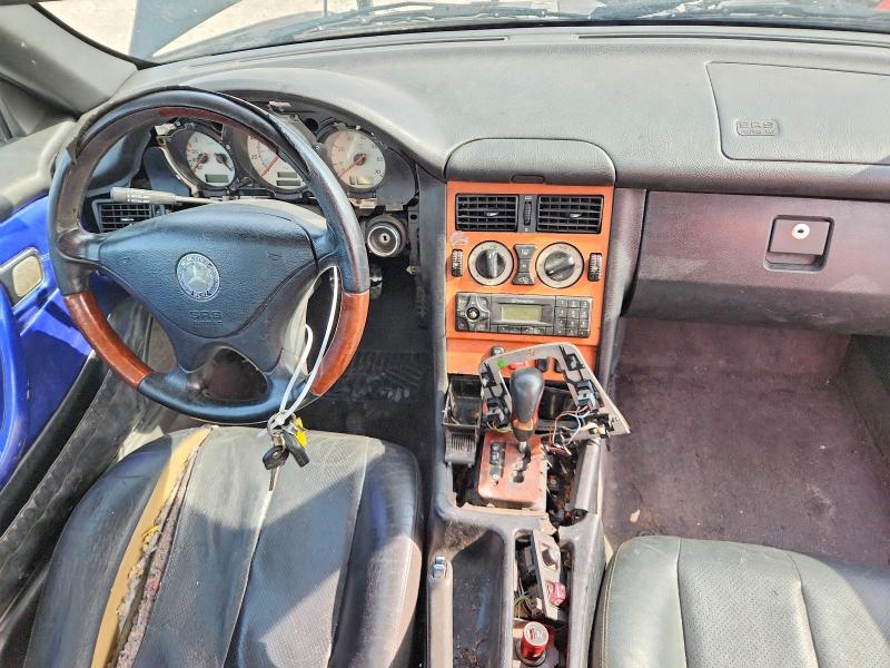 Aukcja sprzedaży 2001 Mercedes-benz Slk, vin: WDBKK65F21F172126, numer aukcji: 62489026