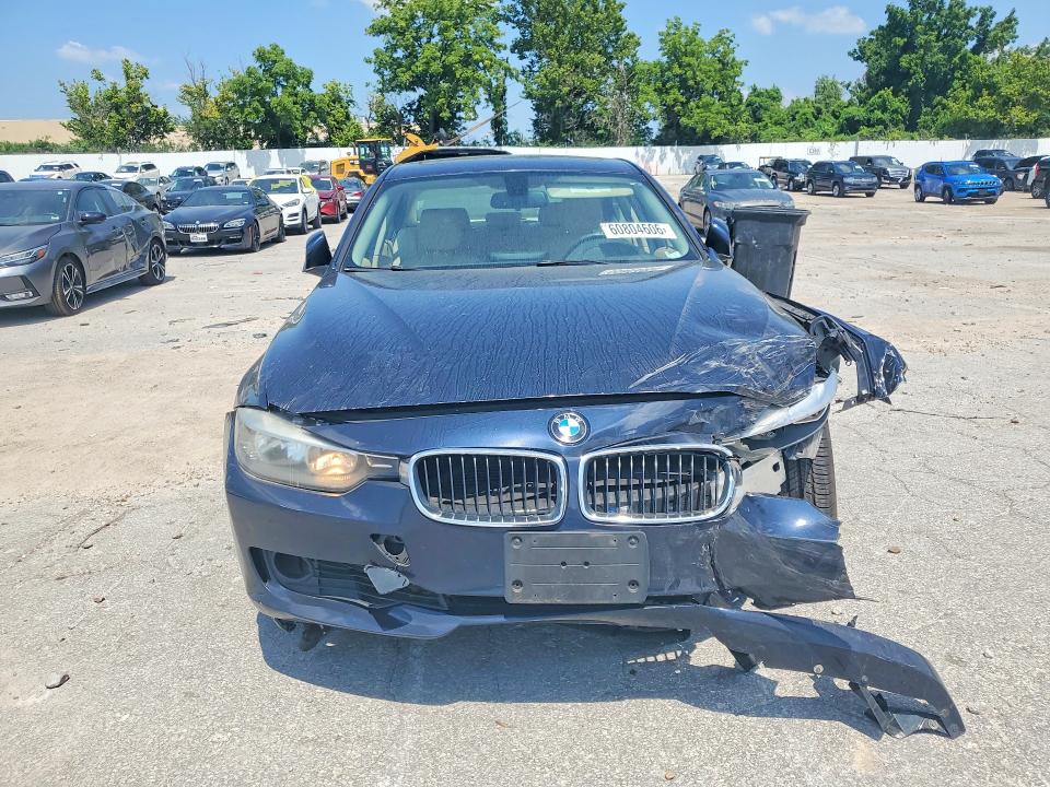 2015 Bmw 328 მანქანა იყიდება აუქციონზე, vin: WBA3B5G54FNS15069, აუქციონის ნომერი: 60804606