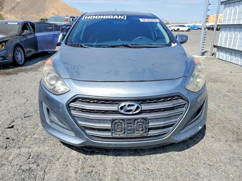 2016 Hyundai Elantra Gt მანქანა იყიდება აუქციონზე, vin: KMHD35LH4GU325790, აუქციონის ნომერი: 62165036