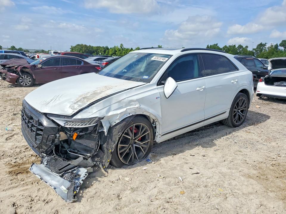 62823746 :رقم المزاد ، WA1FVBF19ND021916 vin ، 2022 Audi Q8 مزاد بيع