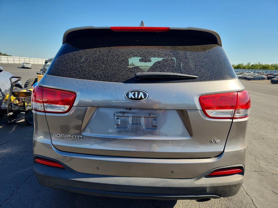 Продажа на аукционе авто 2017 Kia Sorento, vin: 5XYPG4A53HG235929, номер лота: 60993586
