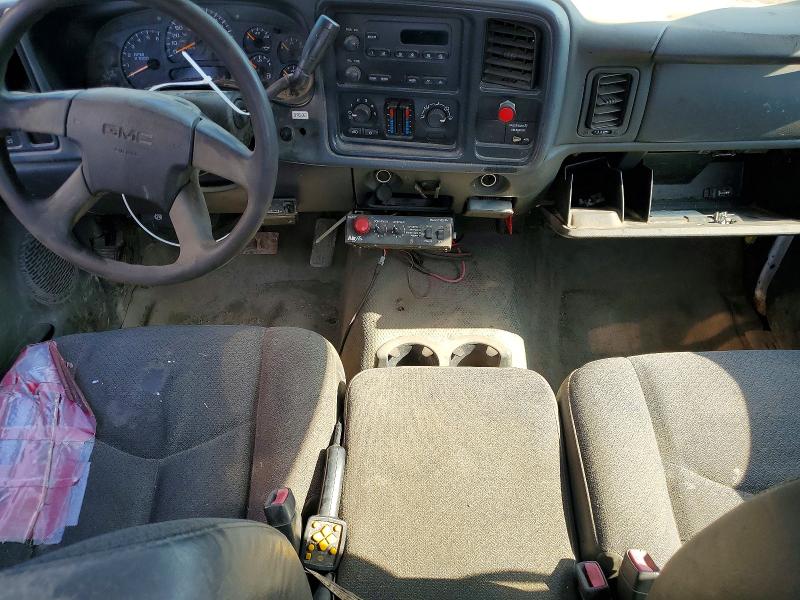 Продажа на аукционе авто 2004 Gmc New Sierra, vin: 1GDJC34U24E285170, номер лота: 58258576