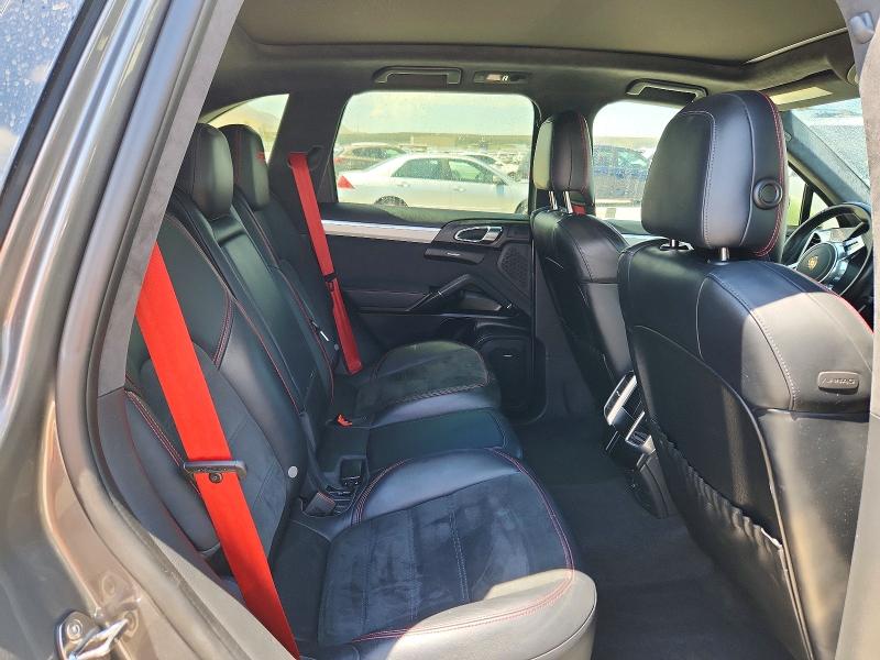 62653546 :رقم المزاد ، WP1AD2A27ELA78087 vin ، 2014 Porsche Cayenne مزاد بيع