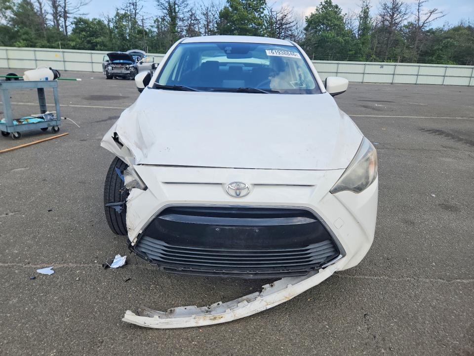 2018 Toyota Yaris Ia მანქანა იყიდება აუქციონზე, vin: 3MYDLBYV0JY329827, აუქციონის ნომერი: 61938846