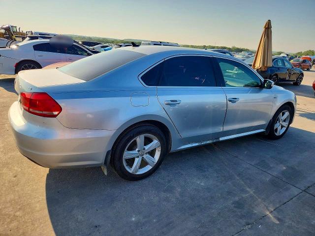 2015 Volkswagen Passat მანქანა იყიდება აუქციონზე, vin: 1VWAS7A35FC120140, აუქციონის ნომერი: 62285326