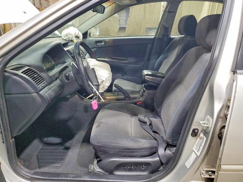 2003 Toyota Camry მანქანა იყიდება აუქციონზე, vin: 4T1BE32K53U699693, აუქციონის ნომერი: 60857786