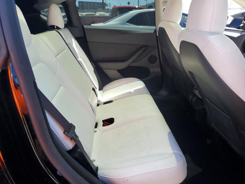 59714636 :رقم المزاد ، 7SAYGDED7RF103161 vin ، 2024 Tesla Model Y مزاد بيع