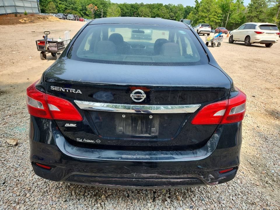 Продаж на аукціоні авто 2018 Nissan Sentra, vin: 3N1AB7AP7JY318582, номер лоту: 61135096