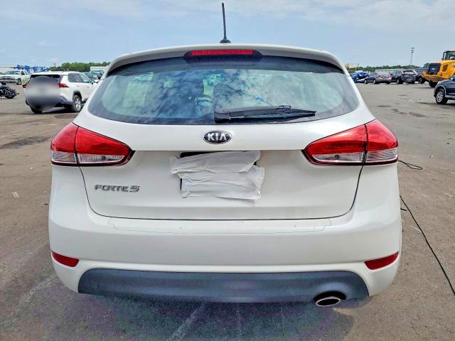 60868696 :رقم المزاد ، KNAFK5A8XG5588781 vin ، 2016 Kia Forte مزاد بيع