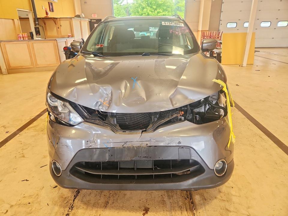 2017 Nissan Rogue Sport მანქანა იყიდება აუქციონზე, vin: JN1BJ1CR5HW122872, აუქციონის ნომერი: 61345886