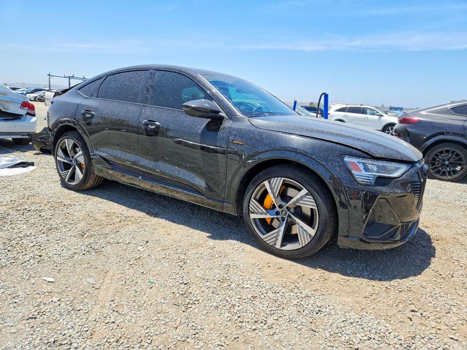Aukcja sprzedaży 2022 Audi E-tron, vin: WA13AAGEXNB039301, numer aukcji: 62633596