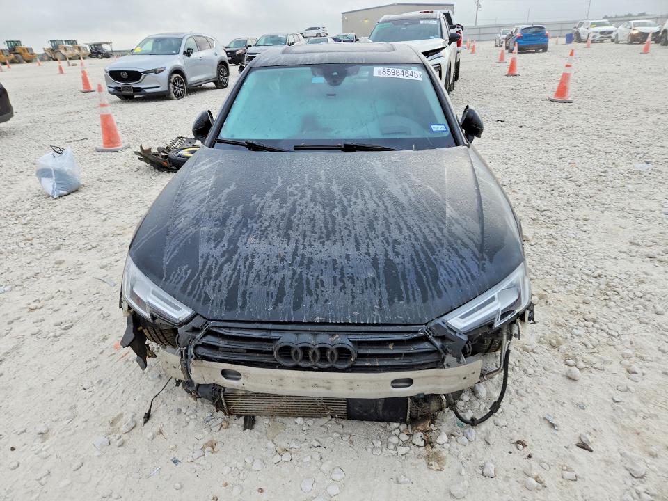 85984645 :رقم المزاد ، WAUFNAF49HN063363 vin ، 2017 Audi A4 مزاد بيع