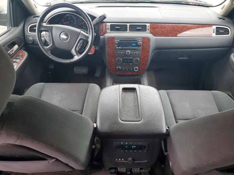 2009 Chevrolet Suburban მანქანა იყიდება აუქციონზე, vin: 1GNFK26309R251831, აუქციონის ნომერი: 63461206