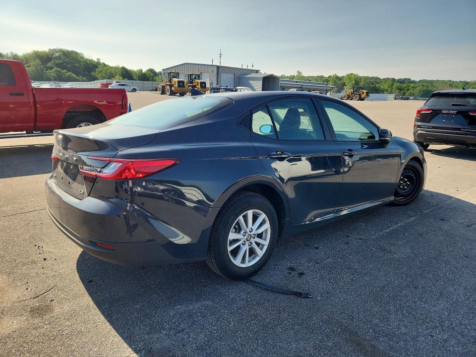 60050256 :رقم المزاد ، 4T1DAACK7TU283538 vin ، 2026 Toyota Camry مزاد بيع