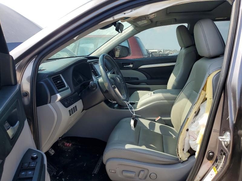 62109266 :رقم المزاد ، 5TDKZRFH4KS567442 vin ، 2019 Toyota Highlander مزاد بيع