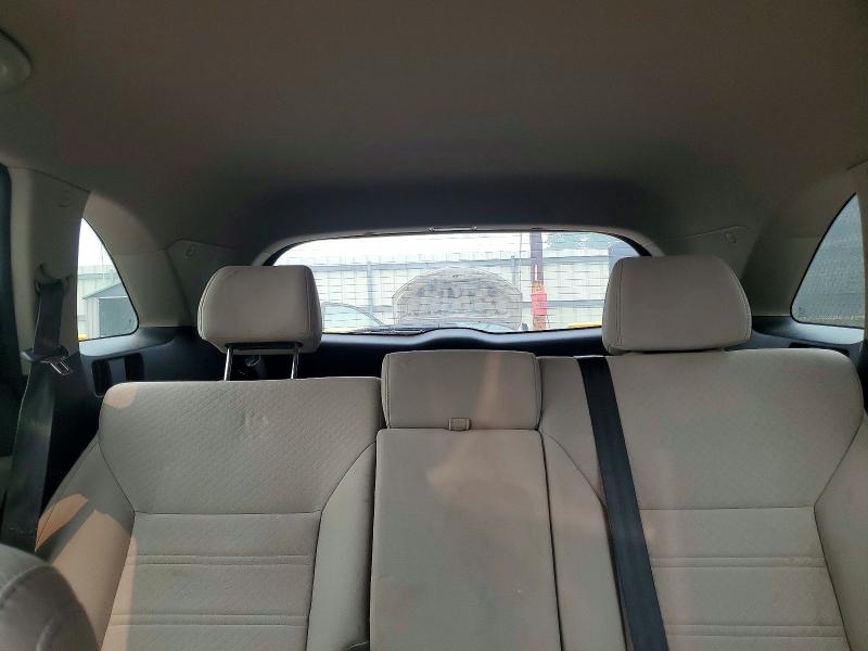 61124446 :رقم المزاد ، 5XYPGDA30HG276436 vin ، 2017 Kia Sorento مزاد بيع