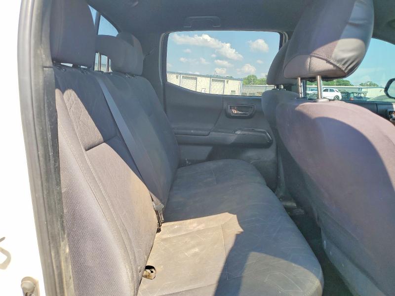 59326276 :رقم المزاد ، 5TFCZ5AN5HX065181 vin ، 2017 Toyota Tacoma مزاد بيع