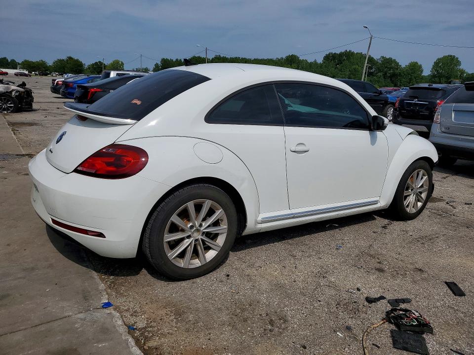 2018 Volkswagen Beetle მანქანა იყიდება აუქციონზე, vin: 3VWFD7AT4JM714189, აუქციონის ნომერი: 62108146