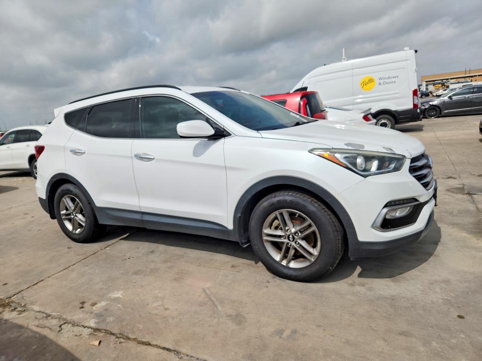 2017 Hyundai Santa Fe Sport მანქანა იყიდება აუქციონზე, vin: 5NMZU3LB8HH013701, აუქციონის ნომერი: 61233006