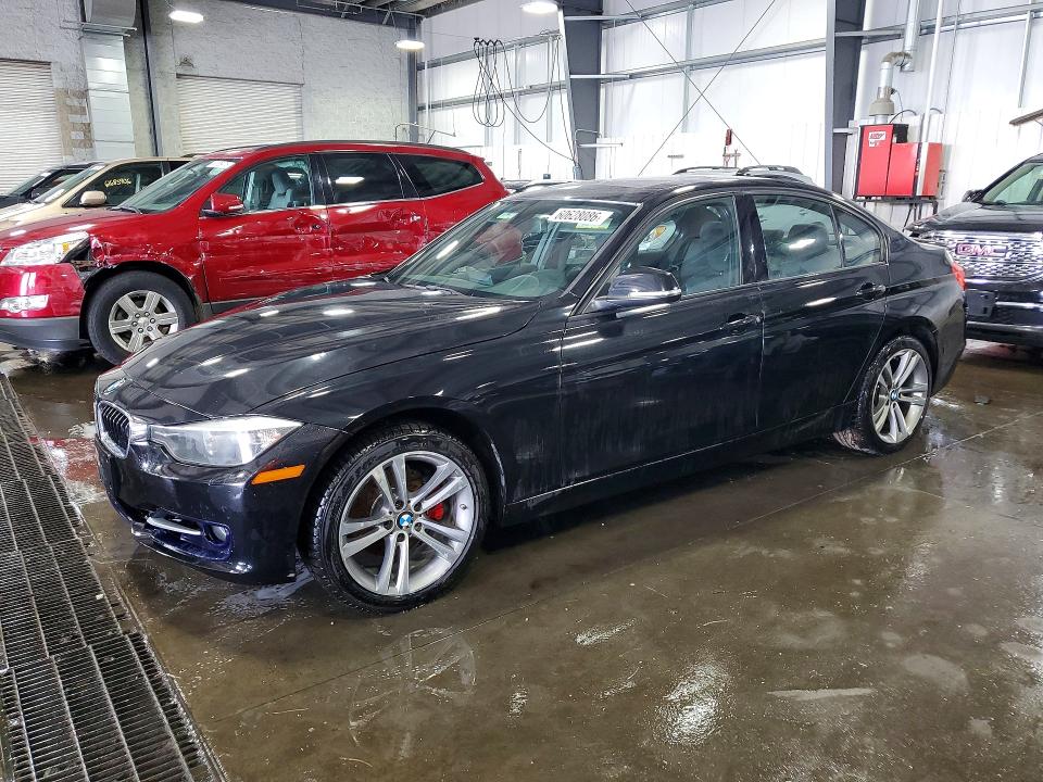 60628086 :رقم المزاد ، WBA3B5G50DNS01523 vin ، 2013 Bmw 328 مزاد بيع