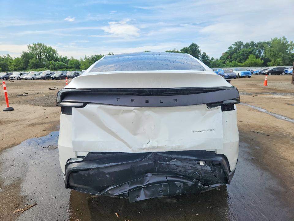 2026 Tesla Model Y მანქანა იყიდება აუქციონზე, vin: 7SAYGDEE2TA387084, აუქციონის ნომერი: 61540756