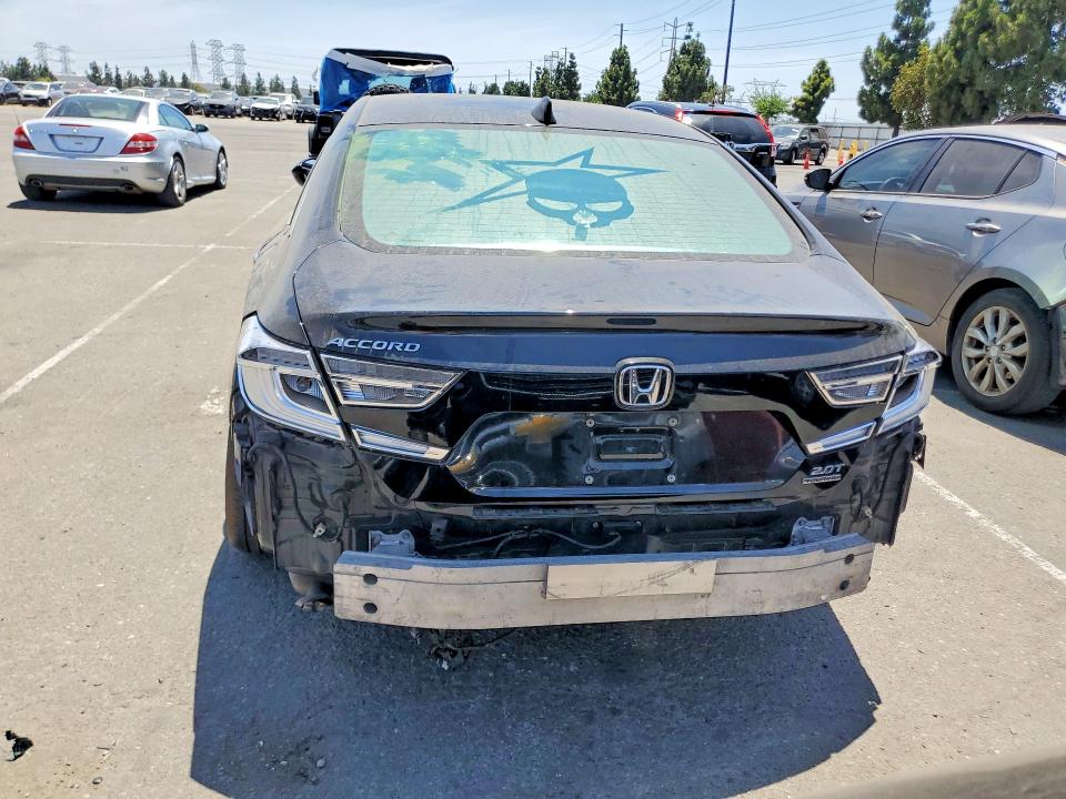 62676596 :رقم المزاد ، 1HGCV2F91MA010733 vin ، 2021 Honda Accord مزاد بيع