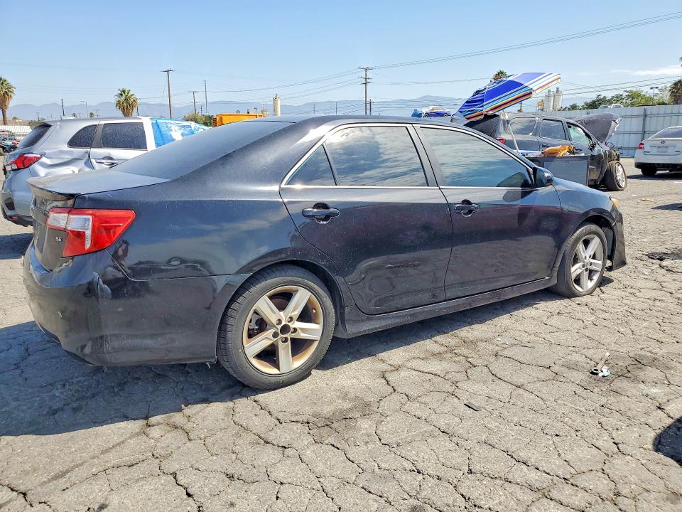 2014 Toyota Camry მანქანა იყიდება აუქციონზე, vin: 4T1BF1FK2EU445454, აუქციონის ნომერი: 62001036