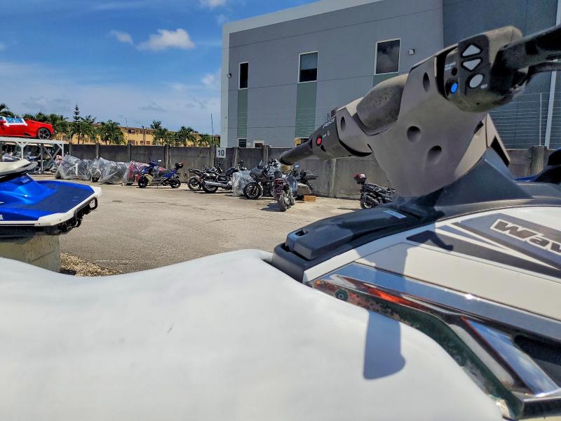 61624076 :رقم المزاد ، YAMA2465D616 vin ، 2016 Yam Jet Ski مزاد بيع