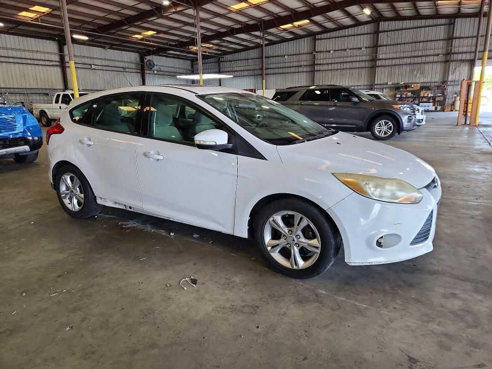 62110606 :رقم المزاد ، 1FADP3K27DL266297 vin ، 2013 Ford Focus مزاد بيع