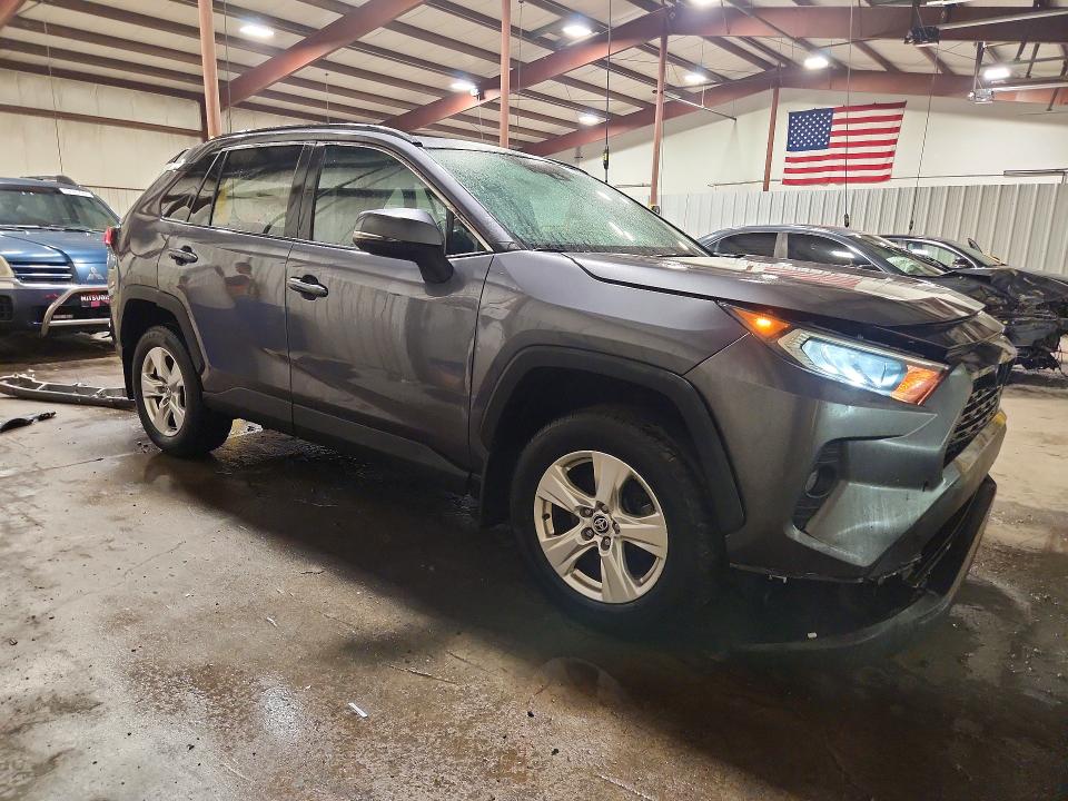 62842276 :رقم المزاد ، 2T3P1RFV1MC245511 vin ، 2021 Toyota Rav4 مزاد بيع