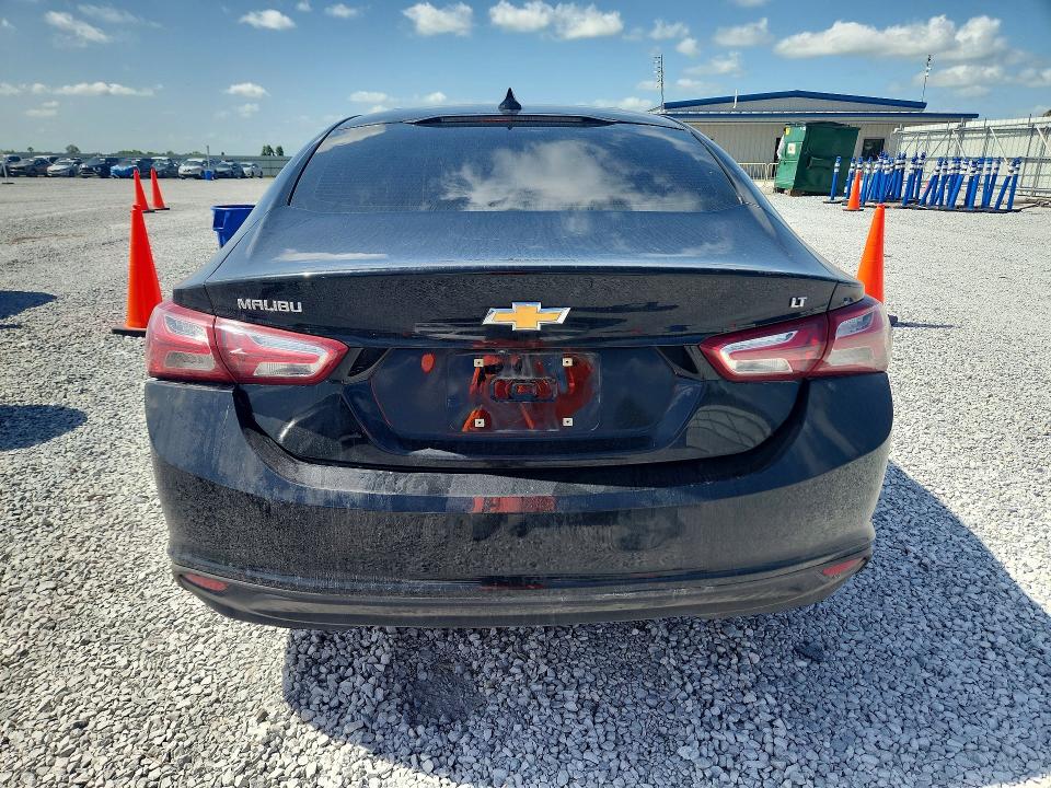 Продажа на аукционе авто 2021 Chevrolet Malibu, vin: 1G1ZD5ST8MF069188, номер лота: 62323346