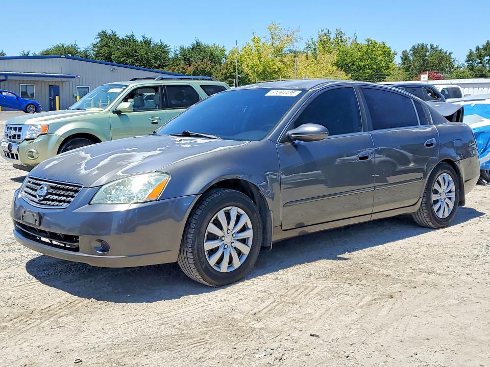 2005 Nissan Altima მანქანა იყიდება აუქციონზე, vin: 1N4AL11D65N923232, აუქციონის ნომერი: 61394436