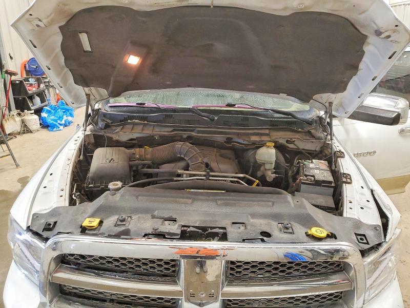 61620996 :رقم المزاد ، 1D7RB1CT8BS530422 vin ، 2011 Dodge Ram 1500 مزاد بيع
