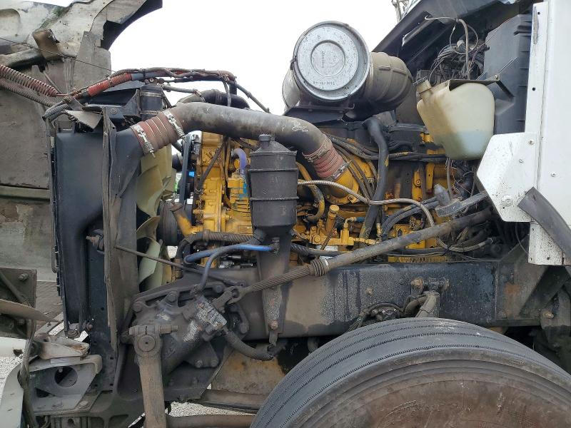 54999026 :رقم المزاد ، 1XKDDB9X47J203645 vin ، 2007 Kenworth Construction مزاد بيع